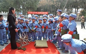 青少年成長(zhǎng)夏令營(yíng)12日11晚