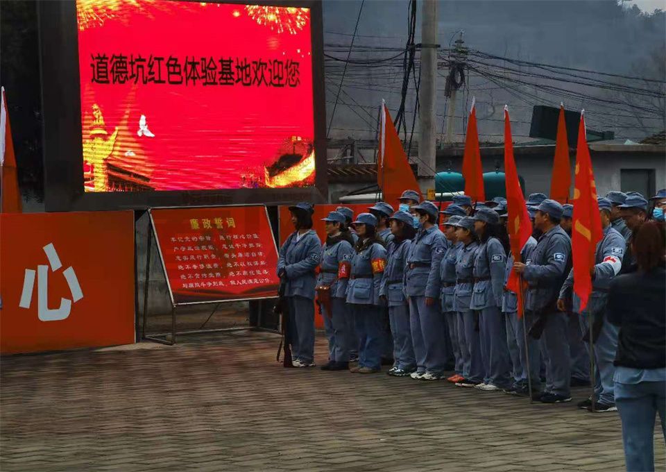5e423051d137389514e44ba8c83650c0.jpg